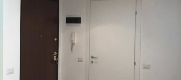 3-Zimmer Wohnung in Milan, Italy, Nr. 281404 2