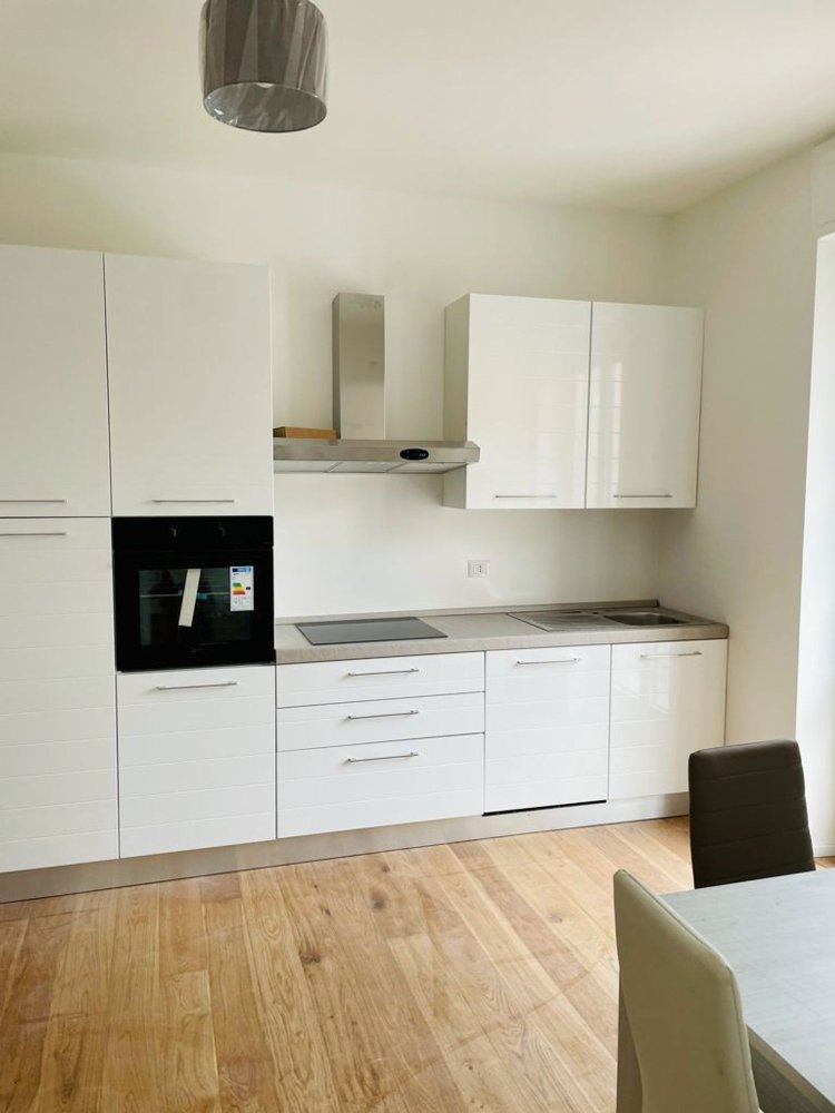 3-Zimmer Wohnung in Milan, Italy, Nr. 281404