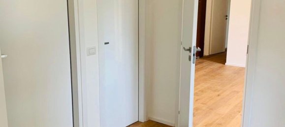 3-Zimmer Wohnung in Milan, Italy, Nr. 281404 9