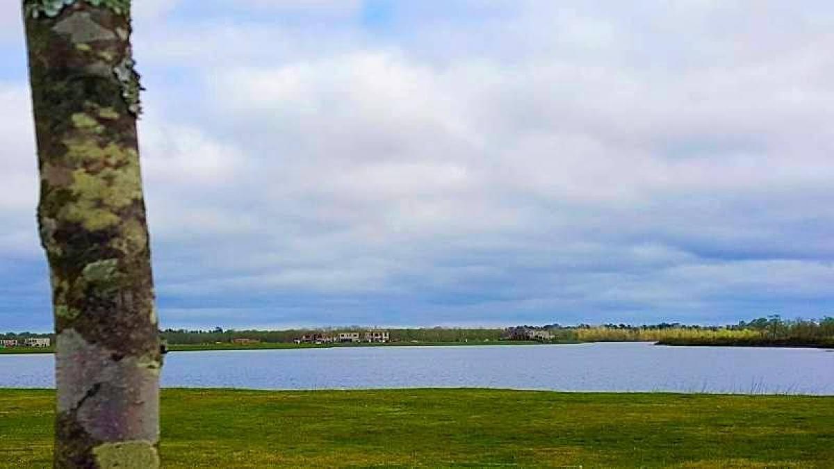 Terreno en Escobar, Argentina No. 116797