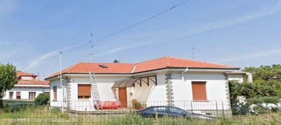 4 rooms Villa in Busto Arsizio, Italy No. 8977 25