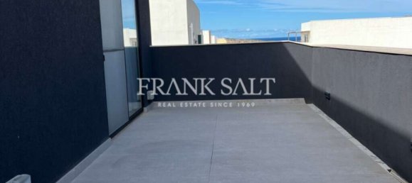 1 bedroom Penthouse in Saint Paul's Bay, Malta No. 10979 10