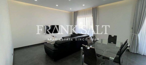 1 bedroom Penthouse in Saint Paul's Bay, Malta No. 10979 2