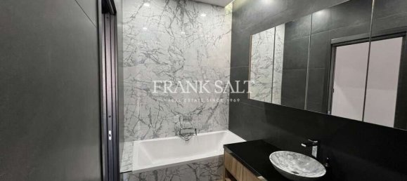 1 bedroom Penthouse in Saint Paul's Bay, Malta No. 10979 8