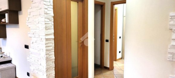 4 rooms Villa in Besana in Brianza, Italy No. 14750 4