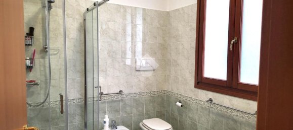 4 rooms Villa in Besana in Brianza, Italy No. 14750 5