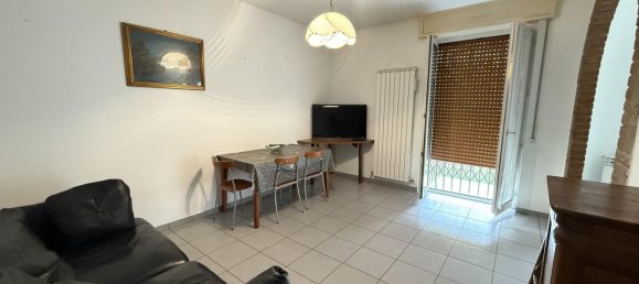 3-salle Appartement à Piacenza, Italy No. 364108 5