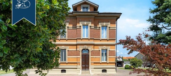 Villa T5 em Cassolnovo, Italy N.º 364853 2