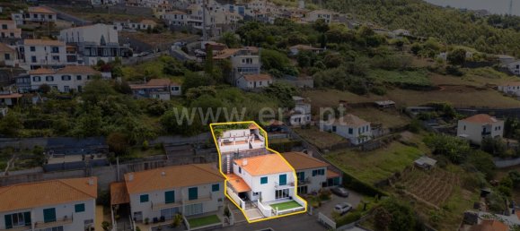 Дом с 3 спальнями в Фуншал, Португалия № 142130 4