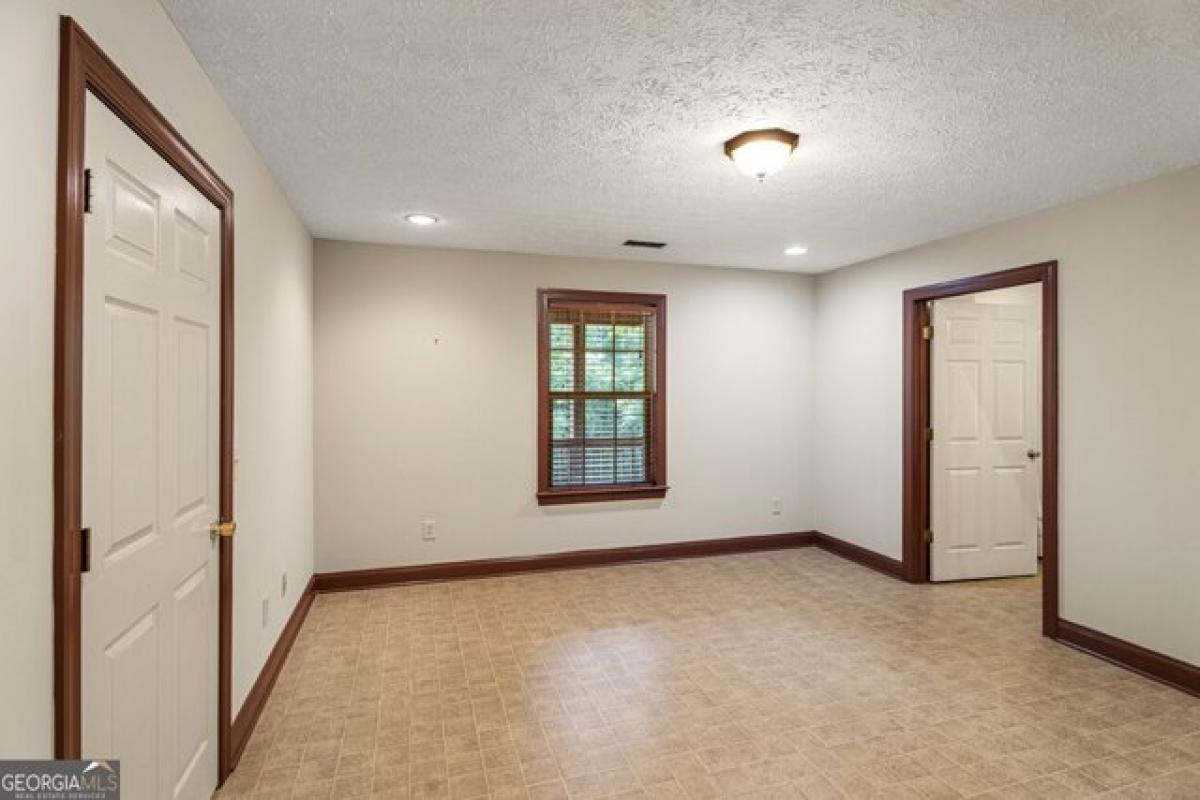 4 bedrooms House in Clarkesville, USA No. 384173