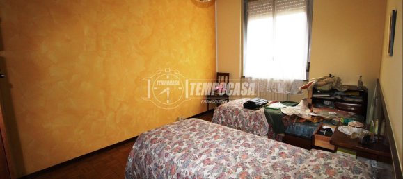 3 rooms Apartment in Inverigo, Italy No. 3520 14