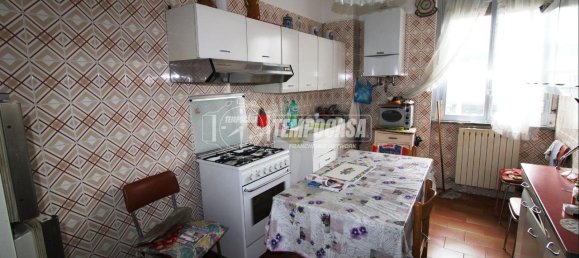 3 rooms Apartment in Inverigo, Italy No. 3520 7