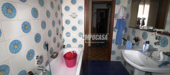 3 rooms Apartment in Inverigo, Italy No. 3520 18
