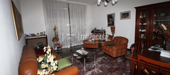 3 rooms Apartment in Inverigo, Italy No. 3520 4