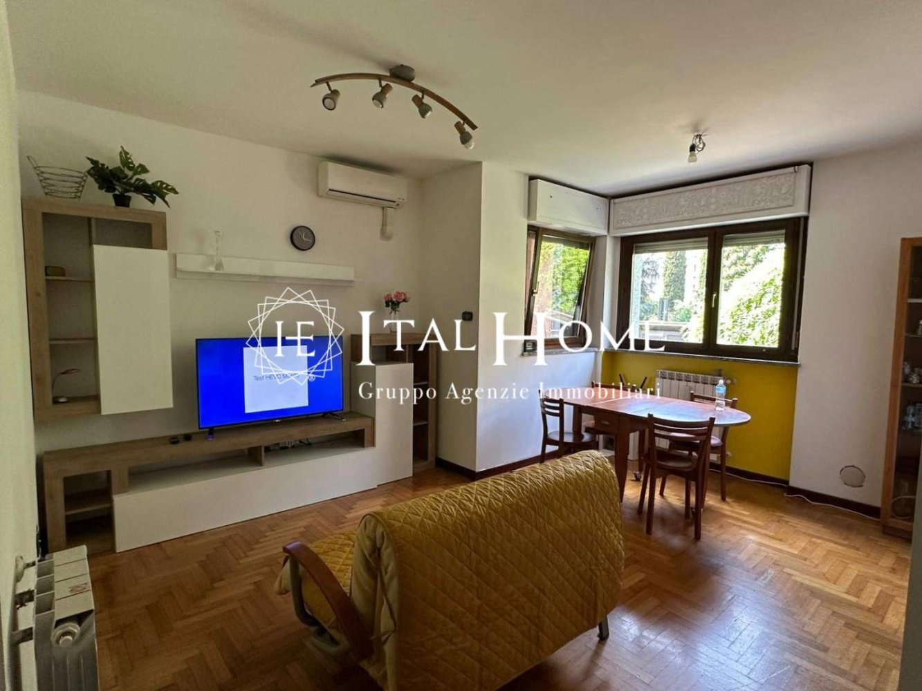Apartamento de 1 dormitorio en Milan, Italy No. 330764