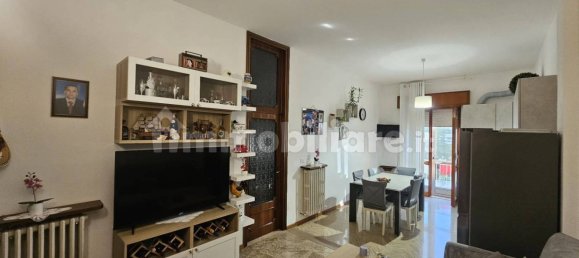 2 bedrooms Apartment in Rimini, Italy No. 348775 4