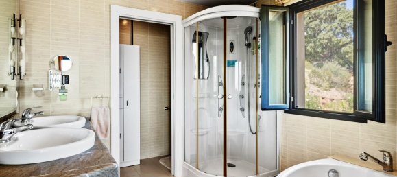 5 bedrooms Villa in Ojen, Spain No. 36996 36