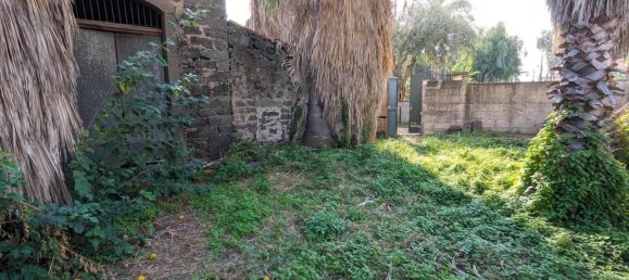 4 rooms House in Aci Catena, Italy No. 160475 3