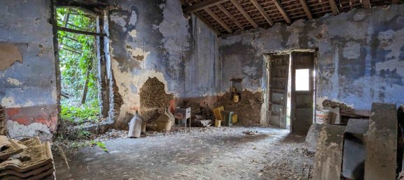 4 rooms House in Aci Catena, Italy No. 160475 10