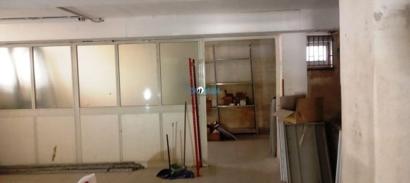 130m² Garage in Naples, Italy No. 276155 8