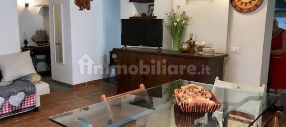 2 bedrooms House in Firenzuola, Italy No. 288875 2