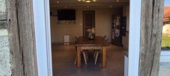 4 bedrooms House in Romenay, France No. 205564 10