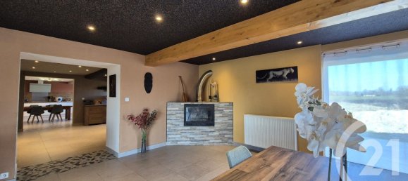 4 bedrooms House in Romenay, France No. 205564 3