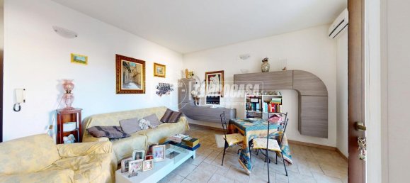 Apartamento de 4 divisões em Lizzanello, Italy N.º 36023 12