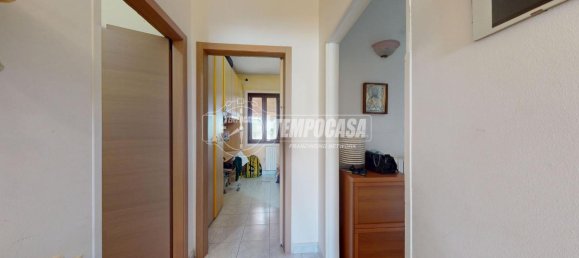 Apartamento de 4 divisões em Lizzanello, Italy N.º 36023 19