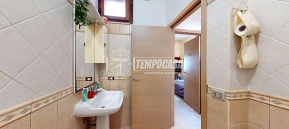 Apartamento de 4 divisões em Lizzanello, Italy N.º 36023 22