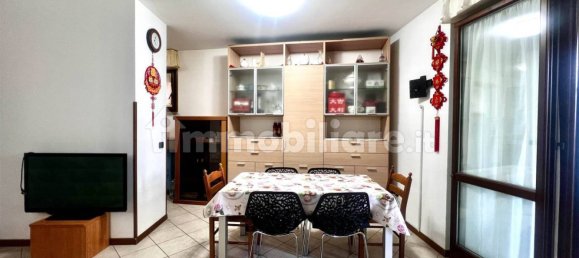 3 bedrooms Apartment in Signa, Italy No. 48321 18