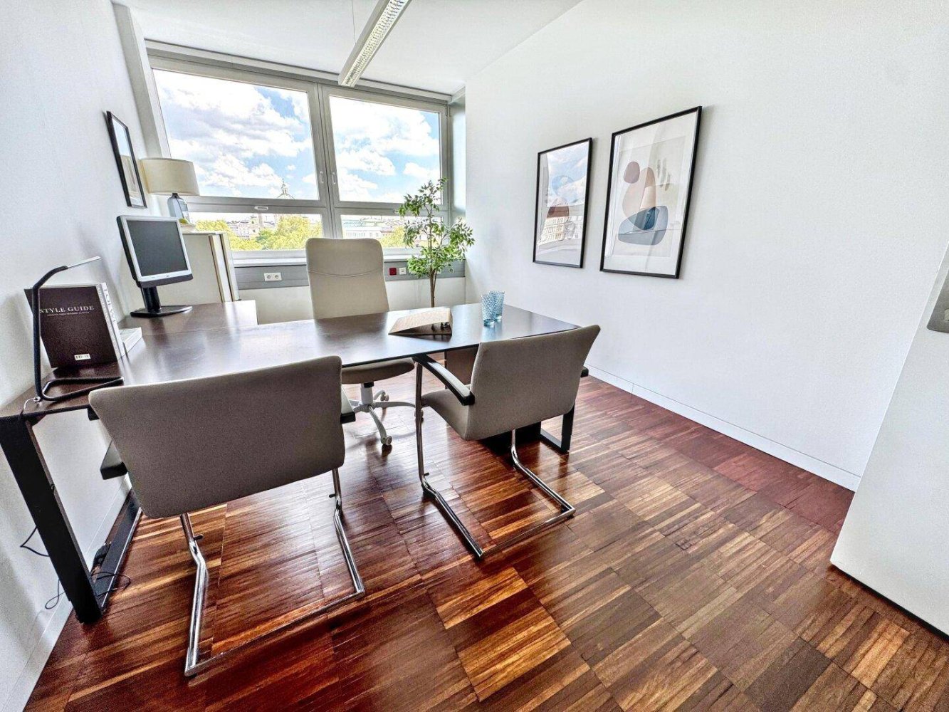  Office in Meidling, Austria No. 169796