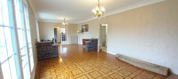 5 Schlafzimmer Haus in Blois, France, Nr. 79875 3