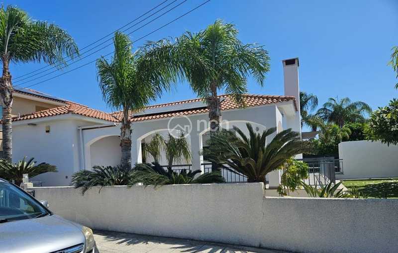 3 bedrooms Commercial property in Erimi, Cyprus No. 16063