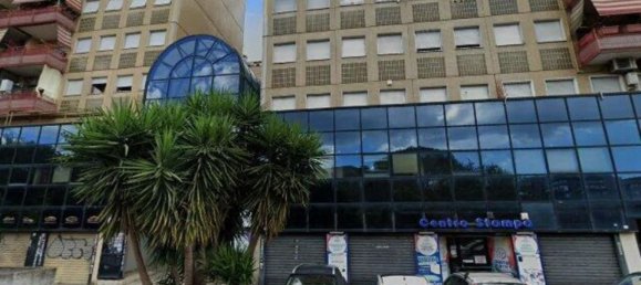 3 bedrooms Apartment in Rome, Italy No. 313097 12