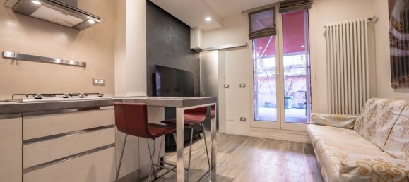 Apartamento de 1 dormitorio en Bologna, Italy No. 328131 3