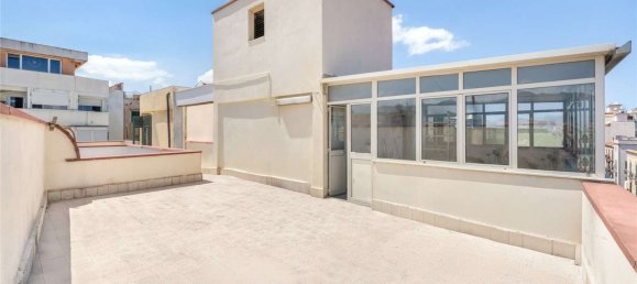 2 bedrooms Penthouse in Palermo, Italy No. 272841 5