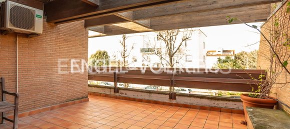 4 bedrooms Villa in Rome, Italy No. 105789 17