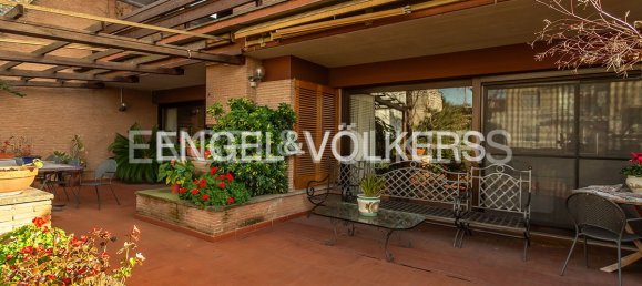 4 bedrooms Villa in Rome, Italy No. 105789 2