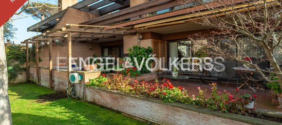 4 bedrooms Villa in Rome, Italy No. 105789 21