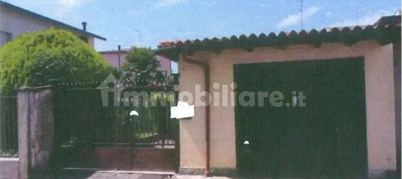 2 Schlafzimmer Villa in Mozzate, Italy, Nr. 3946 17