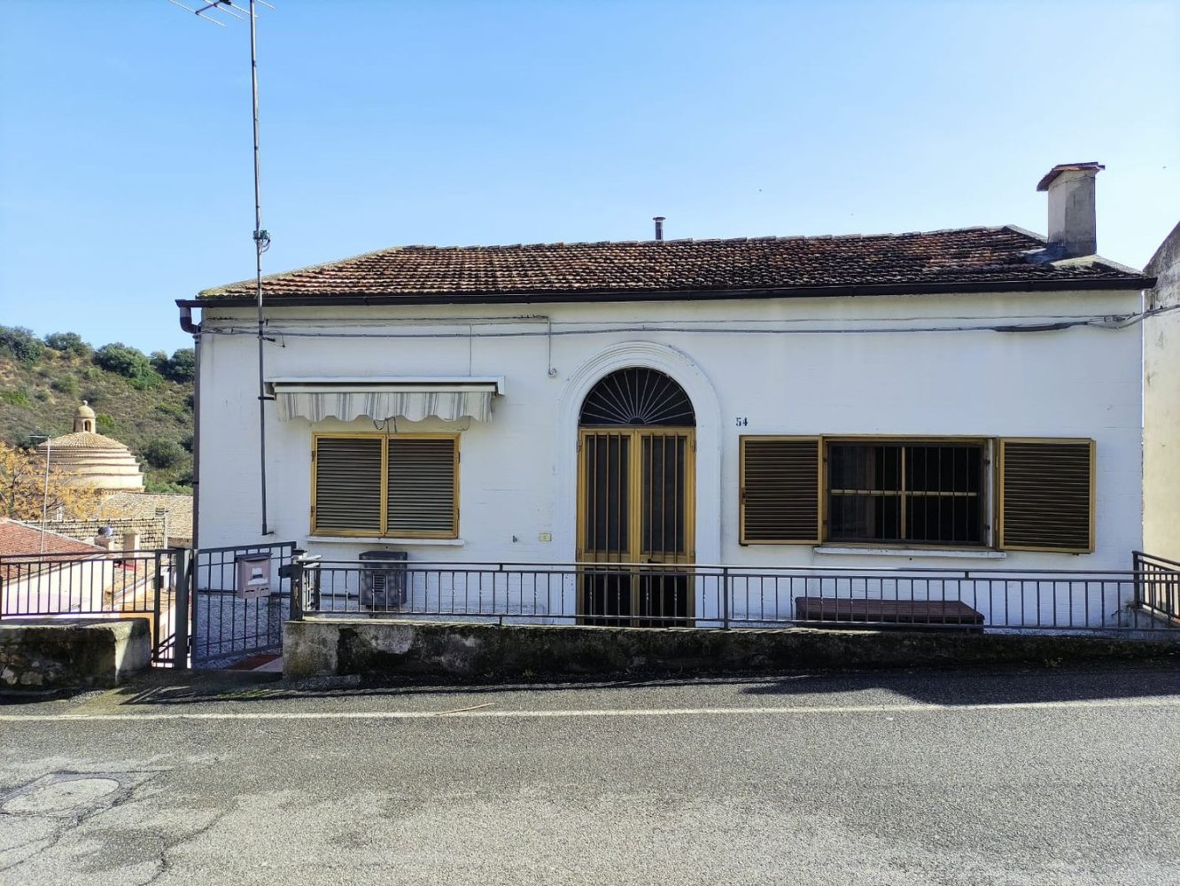 Casa de 9 dormitorios en Rocca Imperiale, Italy No. 346230