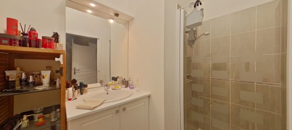 Apartamento de 3 dormitorios en Tours, France No. 56911 6