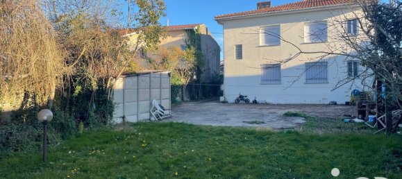 5 bedrooms House in Le Bouscat, France No. 98842 2