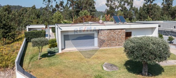 4 bedrooms House in Povoa de Lanhoso, Portugal No. 178536 3