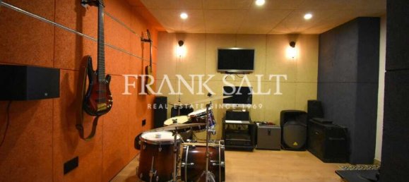 3 chambres Bungalow à Saint Paul's Bay, Malta No. 2748 9