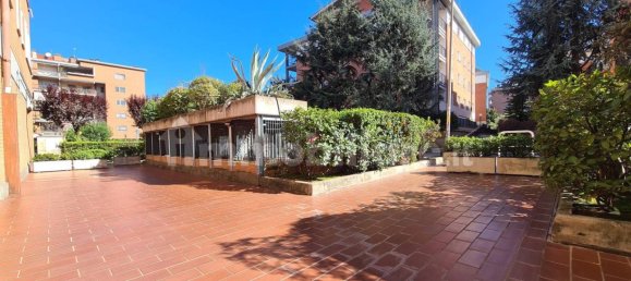 2 bedrooms Apartment in Rome, Italy No. 156371 21