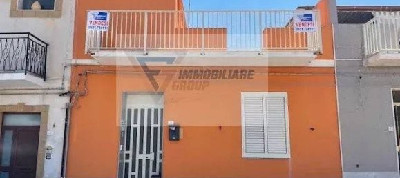 5 rooms Building in Syracuse, Italy No. 301832 2