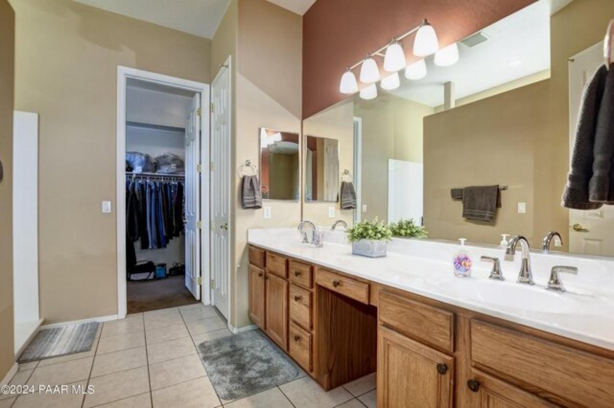 3 bedrooms House in Prescott Valley, USA No. 381847