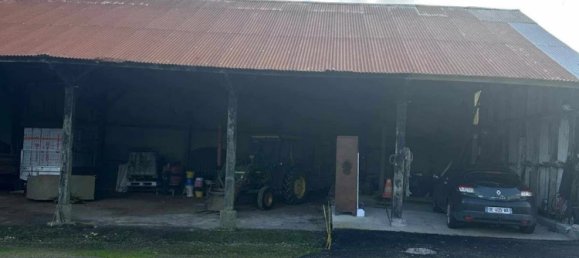 325m² Commercial property in Seglien, France No. 206174 5